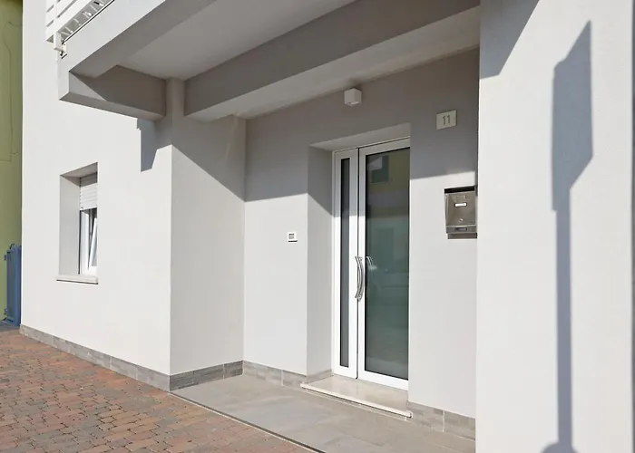 Sol Levante קאורלה